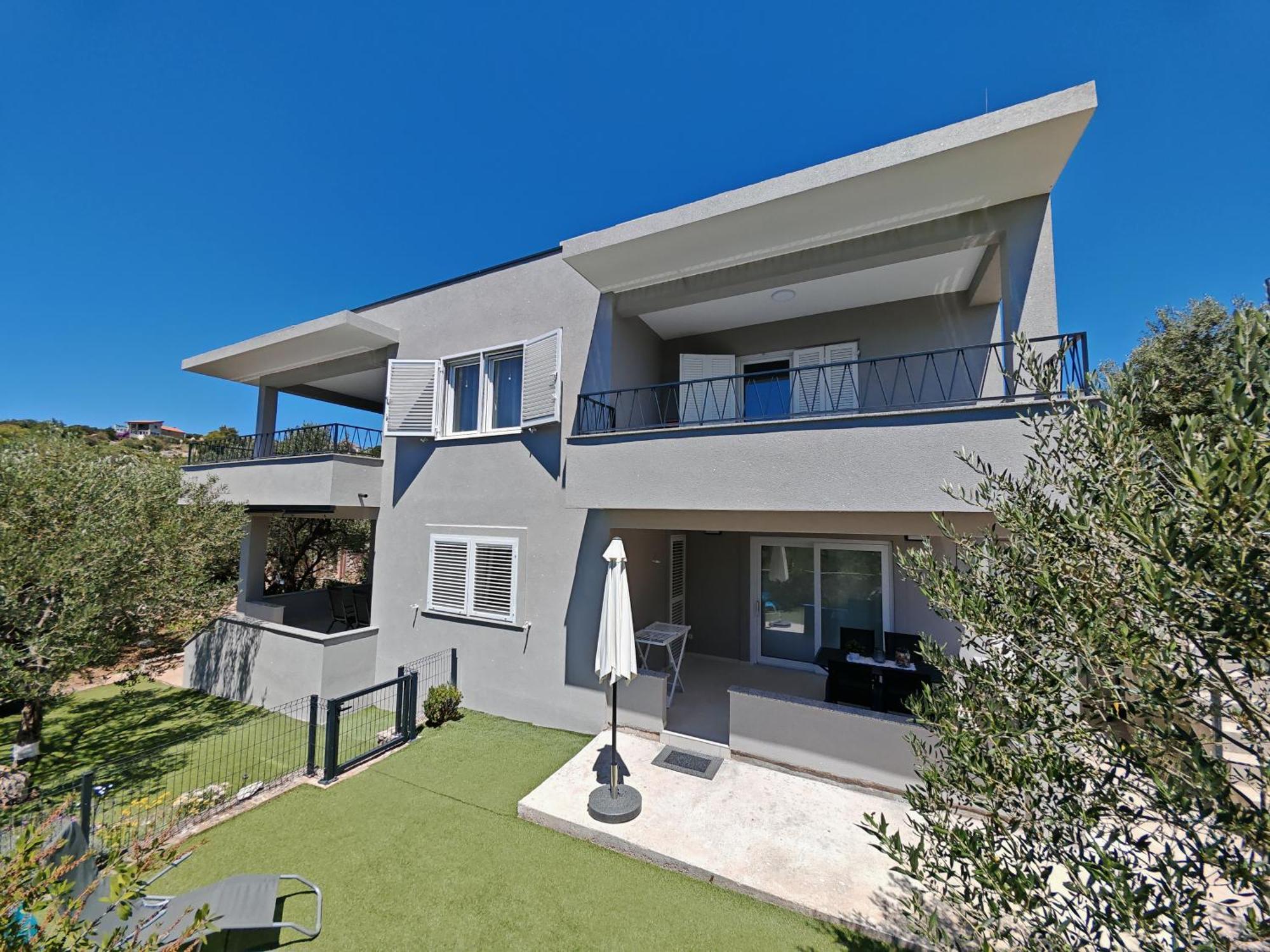 Olive Tree Apartment Zecevo Рогозница Экстерьер фото