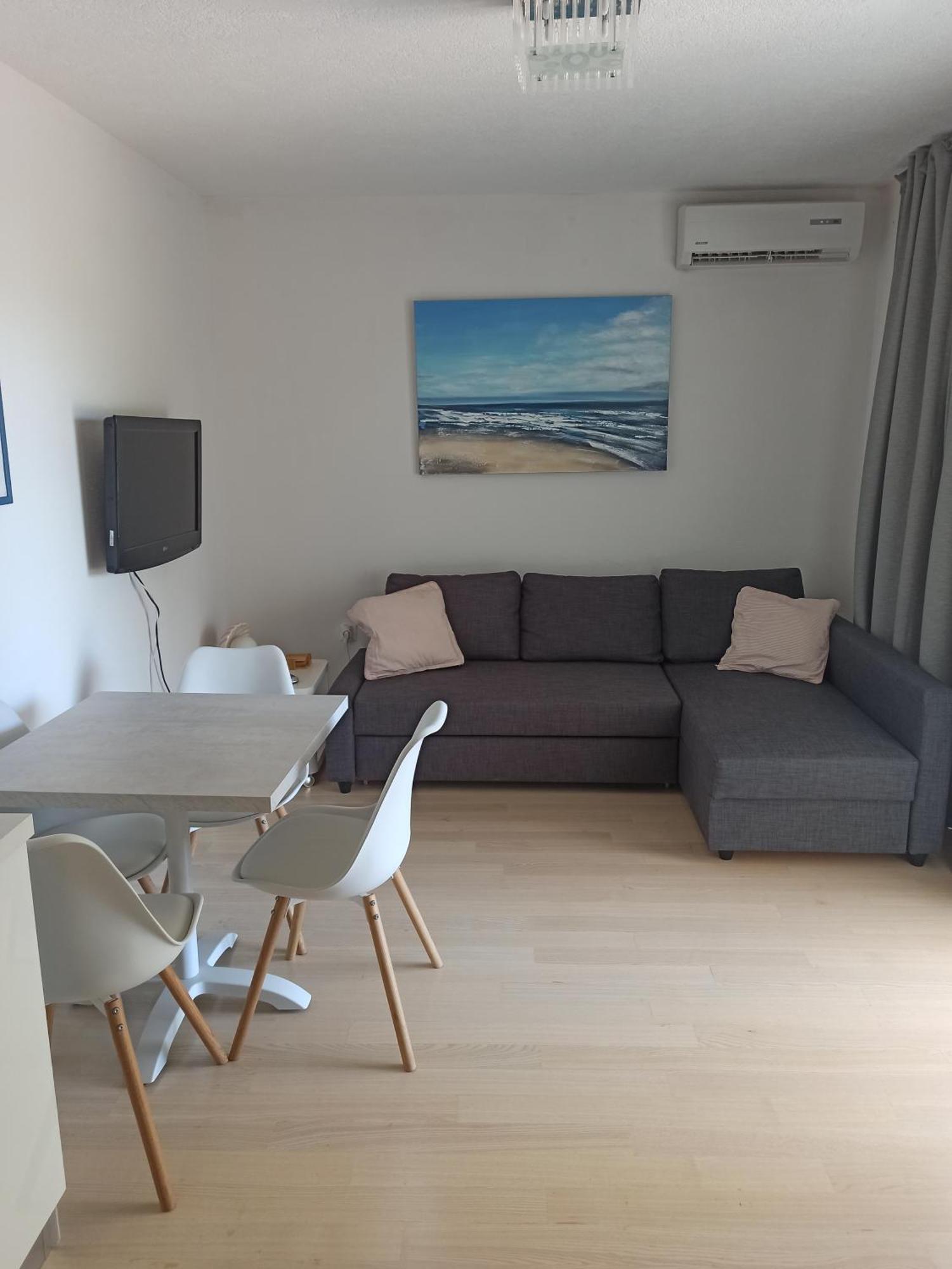Olive Tree Apartment Zecevo Рогозница Экстерьер фото
